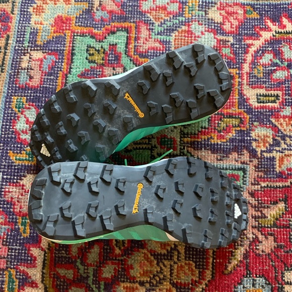 Adidas boost trail running shoes - Picture 4 of 4